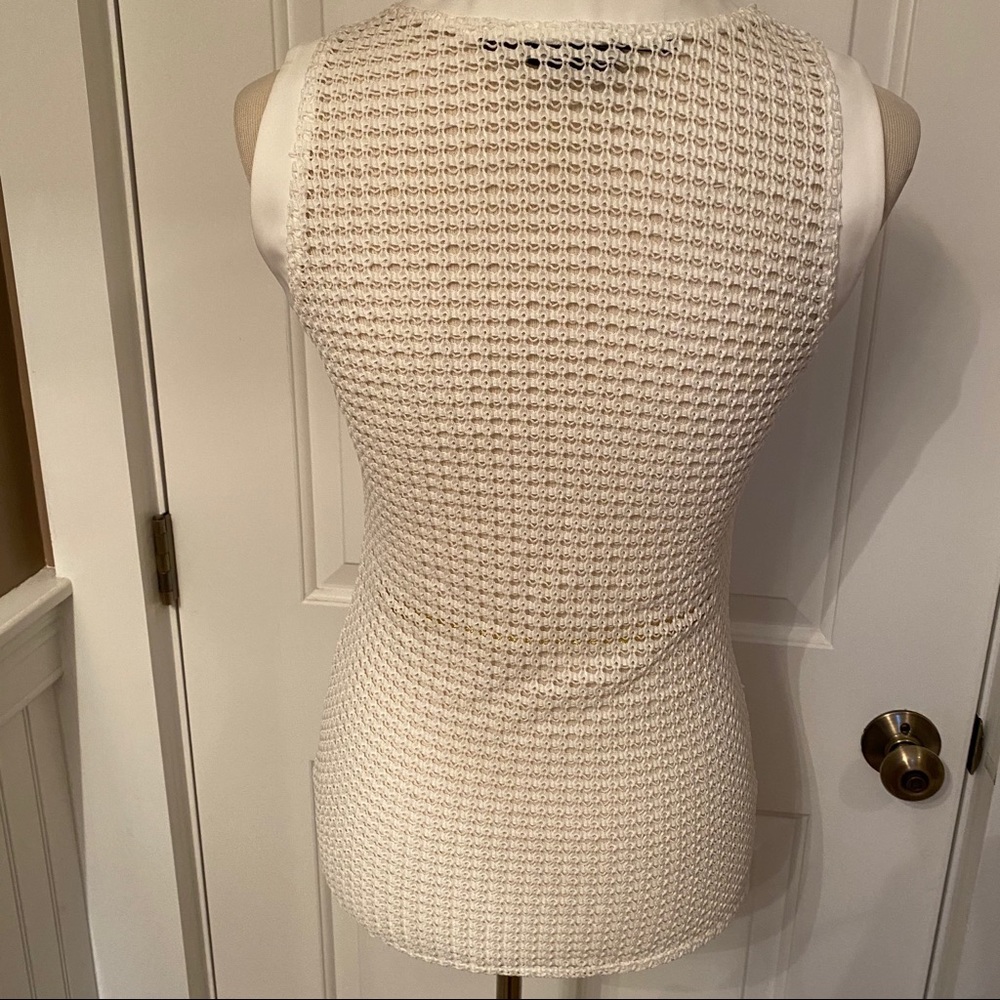DREW NEW TOP WHITE SLEEVELESS V-NECK JAPANESE RIBBON DECKER SIZE S - Picture 4 of 5